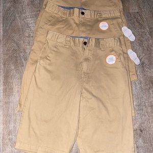 3 Boy khaki shorts